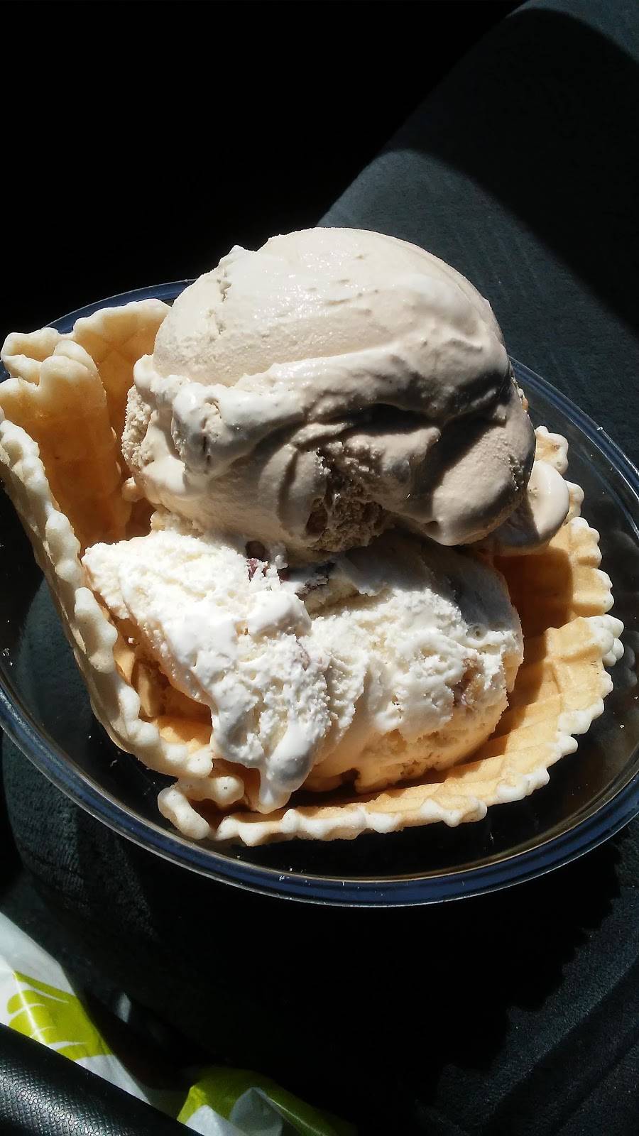 Oberweis Ice Cream and Dairy Store | restaurant | 338 W Army Trail Rd, Bloomingdale, IL 60108, USA | 6309243020 OR +1 630-924-3020