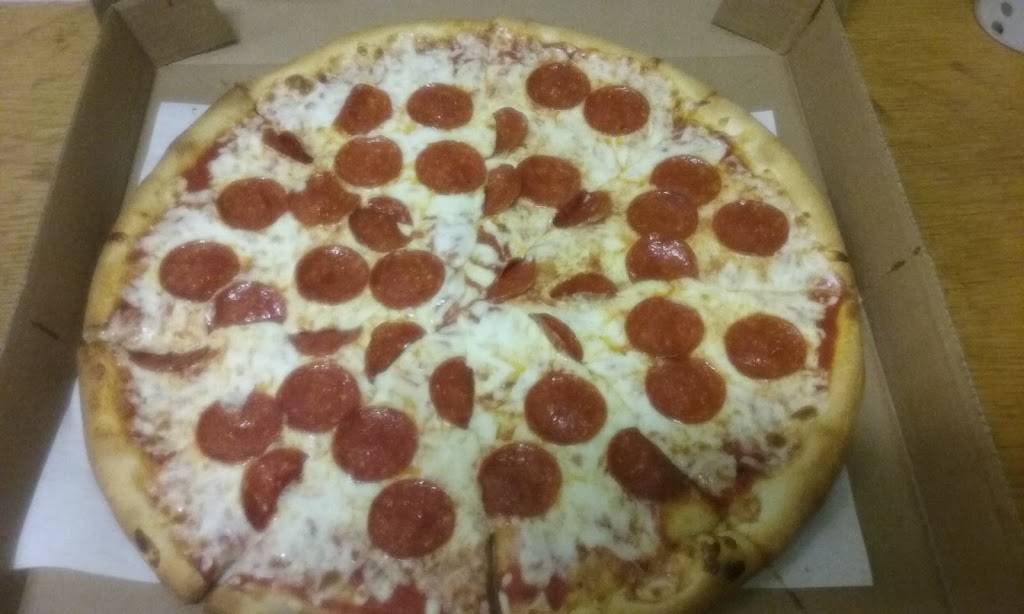 Bella Pizza | restaurant | 20845 Woodpecker Rd, Petersburg, VA 23803, USA | 8045263981 OR +1 804-526-3981