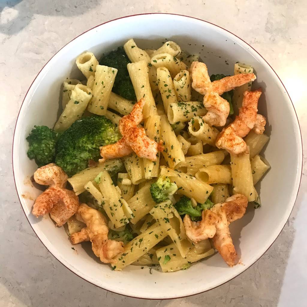 Eddies Gourmet | restaurant | 25920 Greenfield Rd, Oak Park, MI 48237, USA | 2489684060 OR +1 248-968-4060