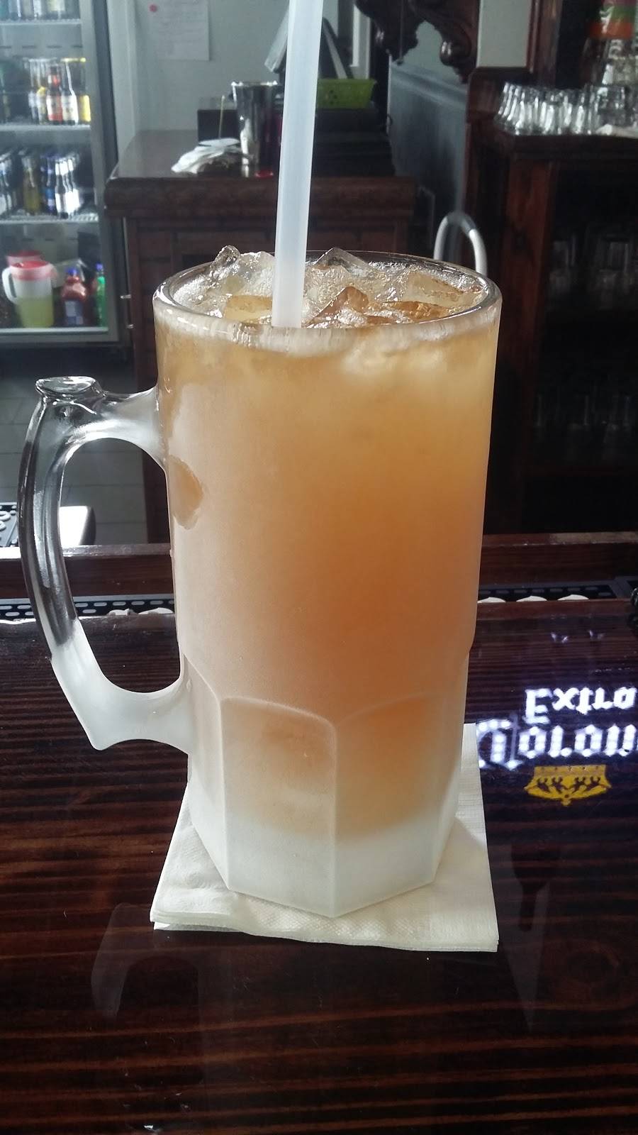 Pepes Bar and Grill | restaurant | 102 N Main St, Tennille, GA 31089, USA | 4784128149 OR +1 478-412-8149