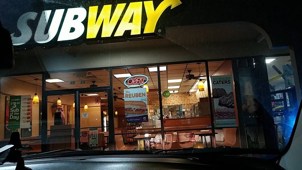 Subway Restaurants | restaurant | 7015 Bandera Rd, Lims Village, Shpng Ctr #15, San Antonio, TX 78238, USA | 2106808229 OR +1 210-680-8229