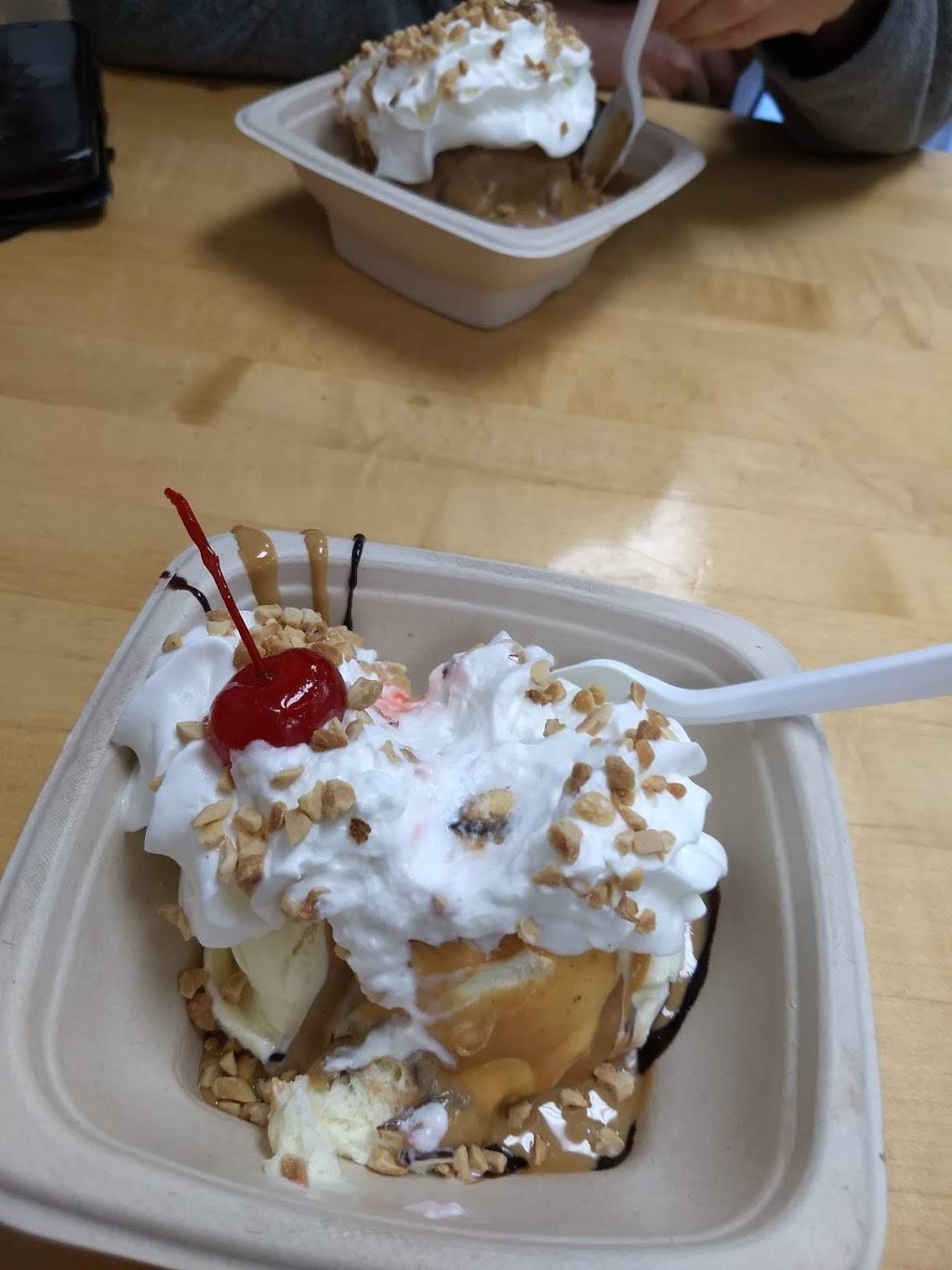 Boothbay Harbor House of Pizza | restaurant | 185 Townsend Ave E, Boothbay Harbor, ME 04538, USA | 2076333468 OR +1 207-633-3468