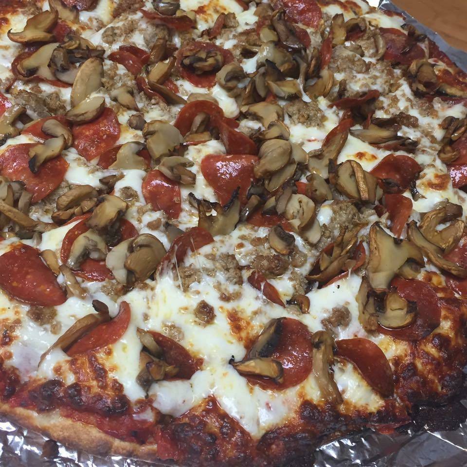 Sharps Tavern | restaurant | 101 S Main St, Palestine, OH 45352, USA | 9375487454 OR +1 937-548-7454