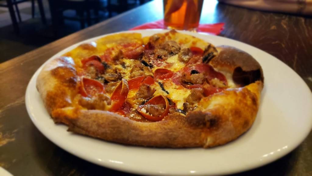 Pizza Rock | restaurant | 2300 Paseo Verde Pkwy, Henderson, NV 89052, USA | 7026162996 OR +1 702-616-2996