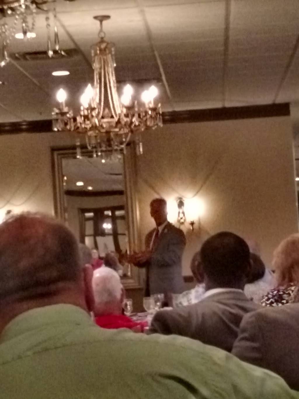 Pebble Creek Golf Course, Restaurant & Event Center | restaurant | 9799 Prechtel Rd, Cincinnati, OH 45252, USA | 5133854442 OR +1 513-385-4442