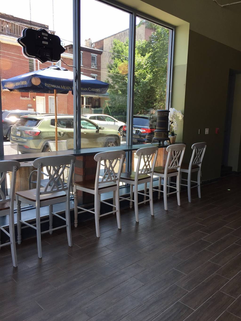 3 J’s Food Market Fishtown | restaurant | 1140 Shackamaxon St, Philadelphia, PA 19145, USA | 2159822030 OR +1 215-982-2030