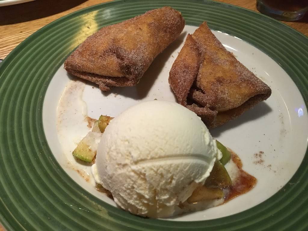 Applebees Grill + Bar | restaurant | 2 Elm St, Woburn, MA 01801, USA | 7819333079 OR +1 781-933-3079