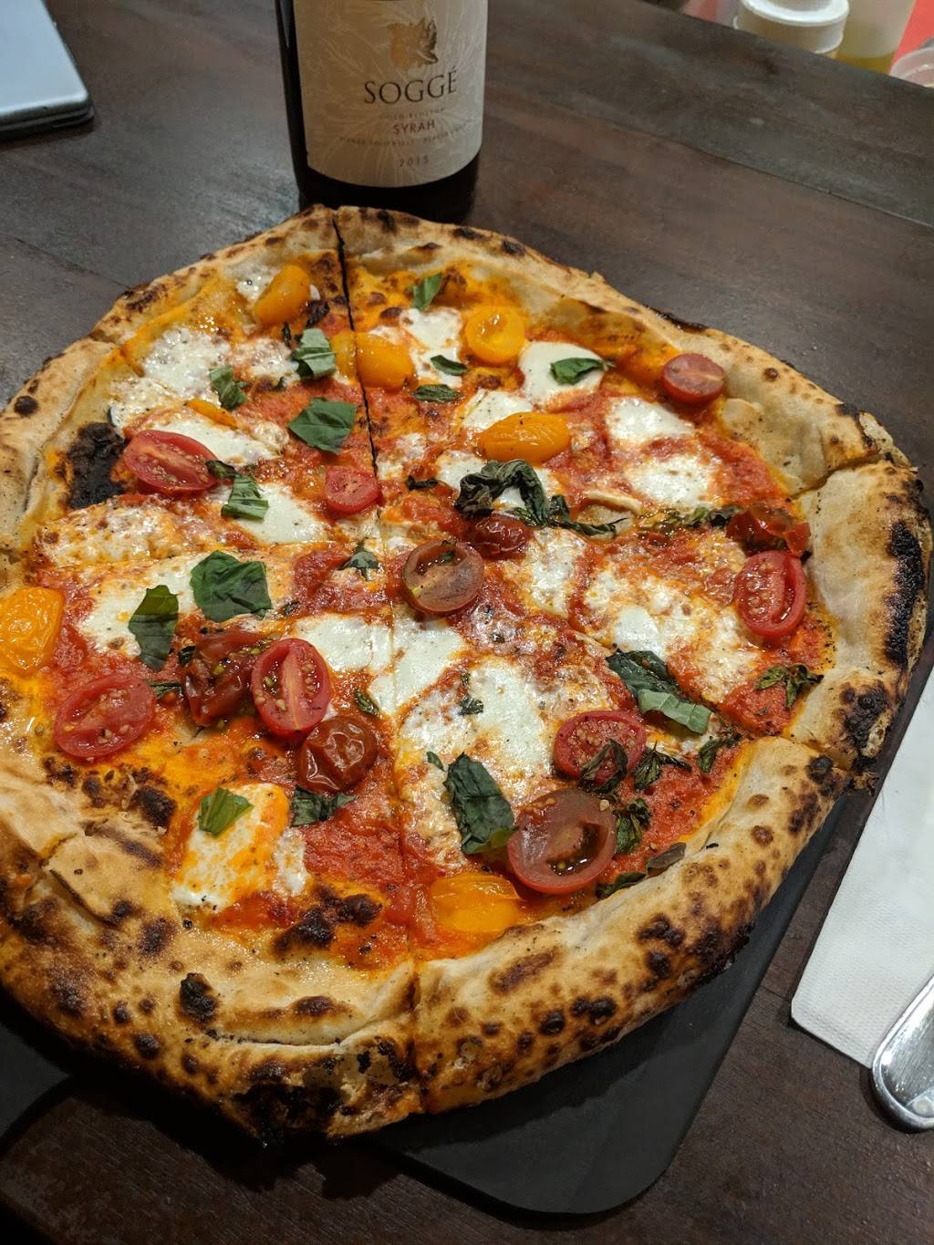 La Crosta Pizza Bar | restaurant | 330 3rd St, West Sacramento, CA 95605, USA | 9163890372 OR +1 916-389-0372