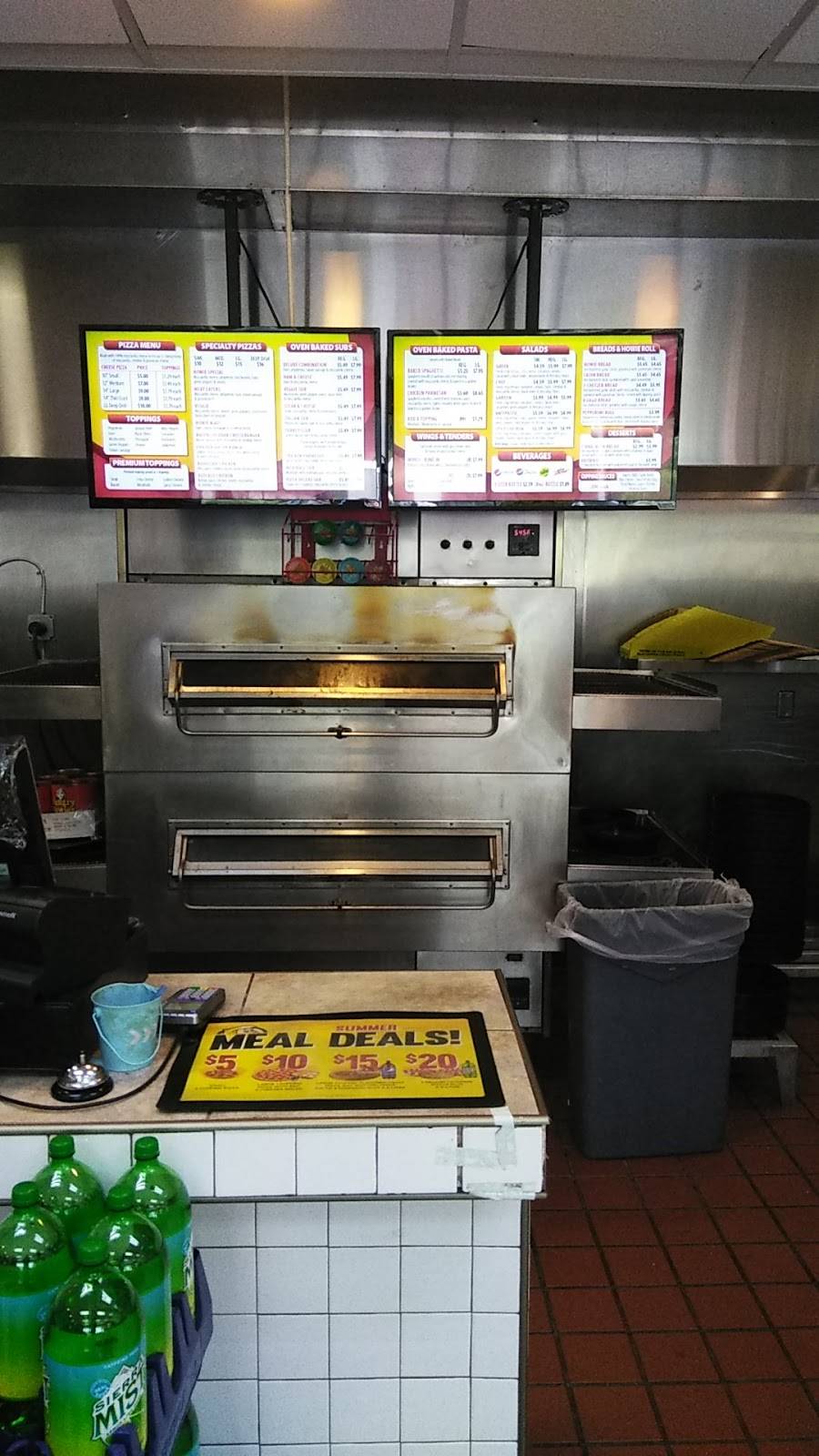 Hungry Howies | meal takeaway | 5317 E Fletcher Ave, Tampa, FL 33617, USA | 8135154444 OR +1 813-515-4444