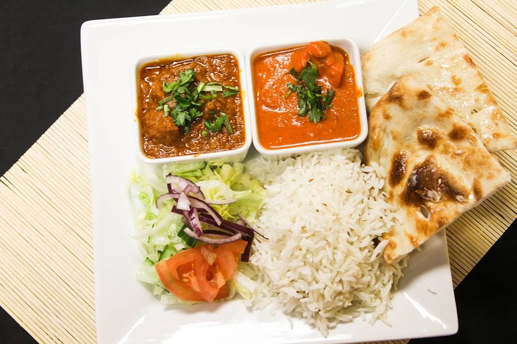 Kurry Houzz & Grill | restaurant | 427 St Clair St, Chatham, ON N7L 3K4, Canada | 5193513999 OR +1 519-351-3999