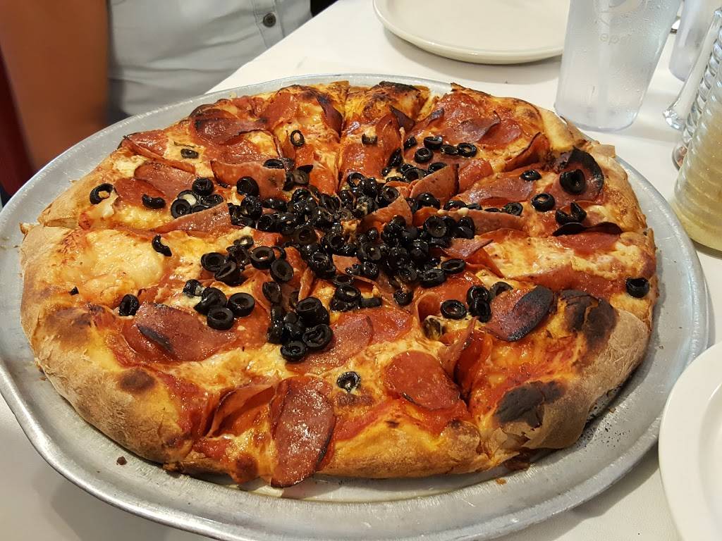 Tary Boscolos | restaurant | 351 Atwater Blvd, Atwater, CA 95301, USA | 2093584103 OR +1 209-358-4103