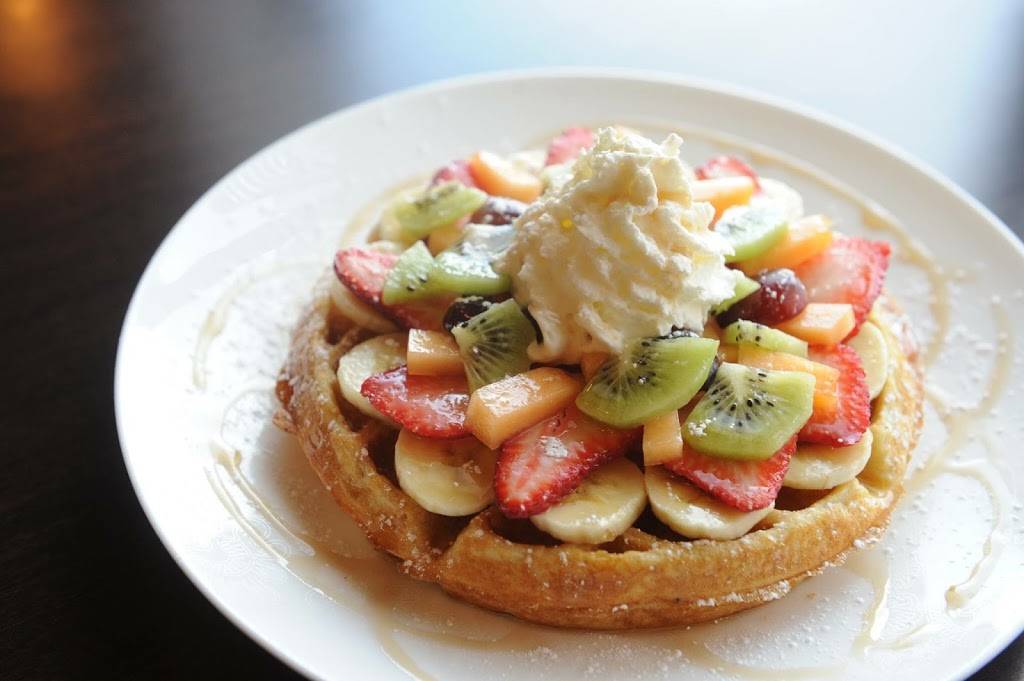 Luna Crepes & Cafe | cafe | 329 March Rd #110, Kanata, ON K2K 2E1, Canada | 6132545551 OR +1 613-254-5551