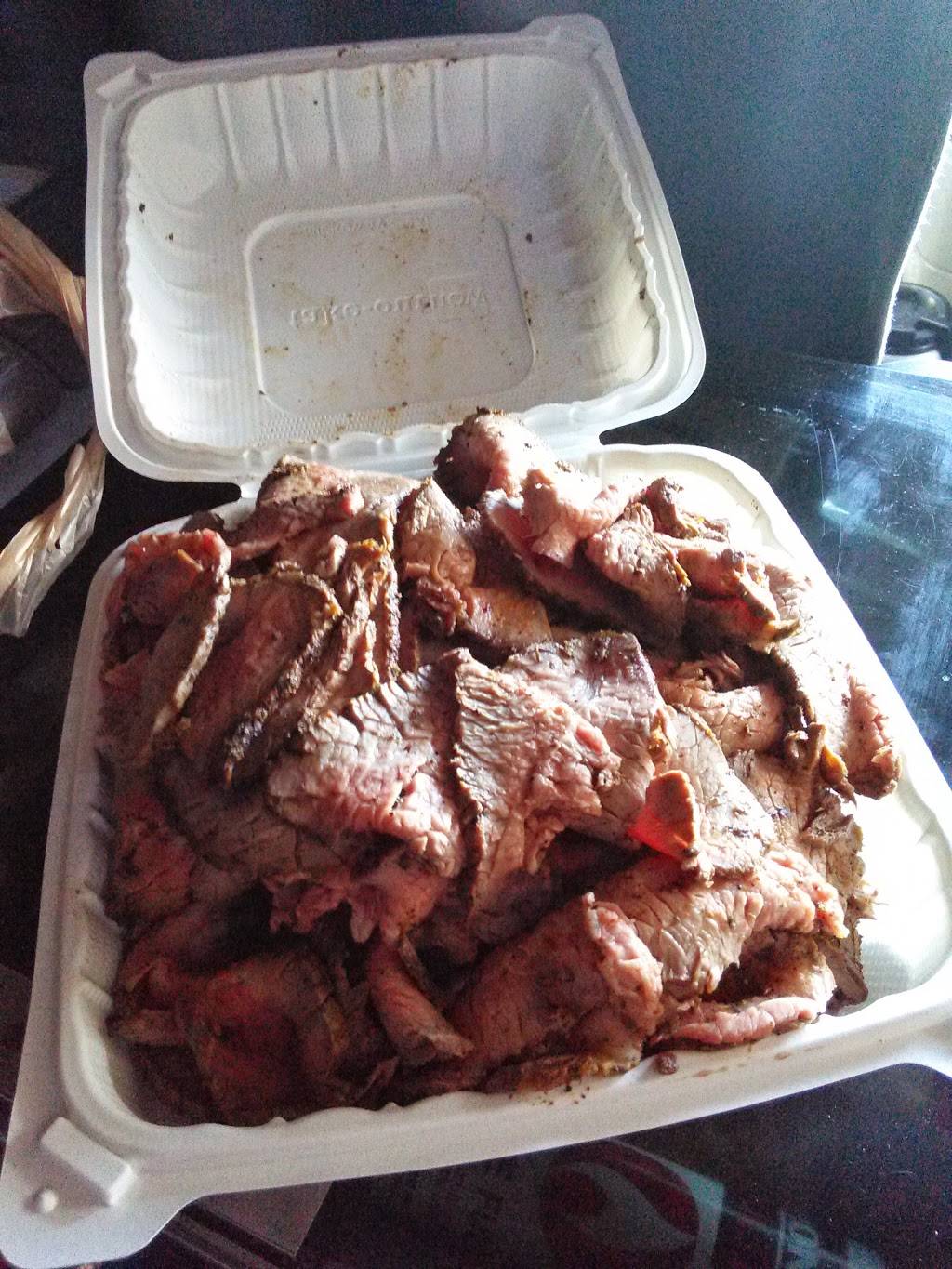 Roadhouse BBQ & Grill | restaurant | 721 Vertin Ave, Salinas, CA 93901, USA | 8317541303 OR +1 831-754-1303