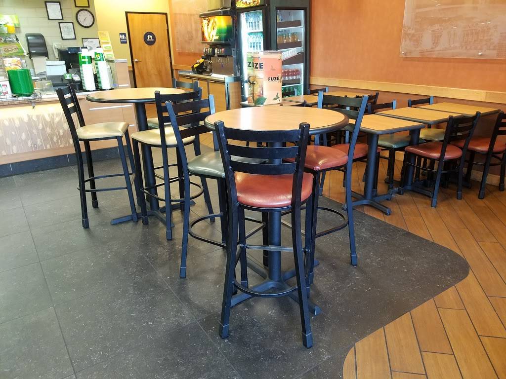 Subway | restaurant | Target Plaza, 2091 Madera Rd Suite B, Simi Valley, CA 93065, USA | 8059559232 OR +1 805-955-9232