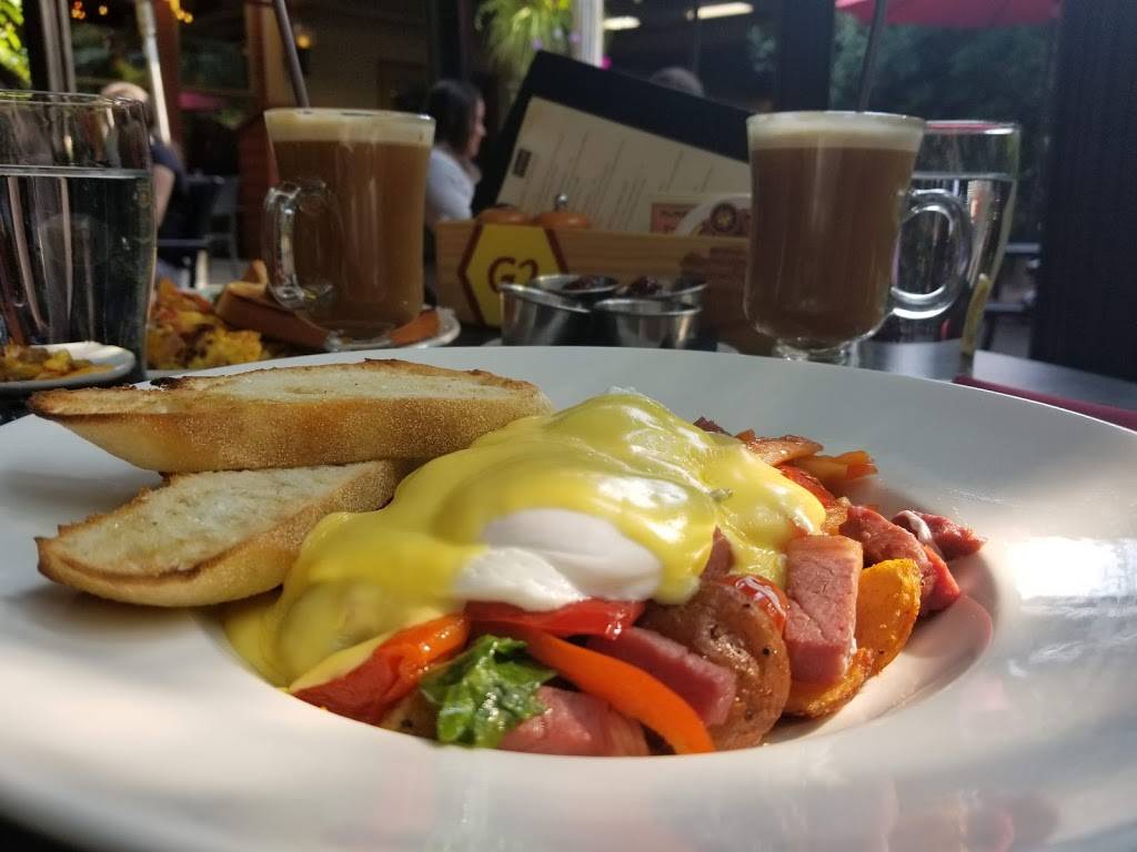 McMenamins Tavern on the Square | restaurant | 18607 Bothell Way NE, Bothell, WA 98011, USA | 4253980122 OR +1 425-398-0122