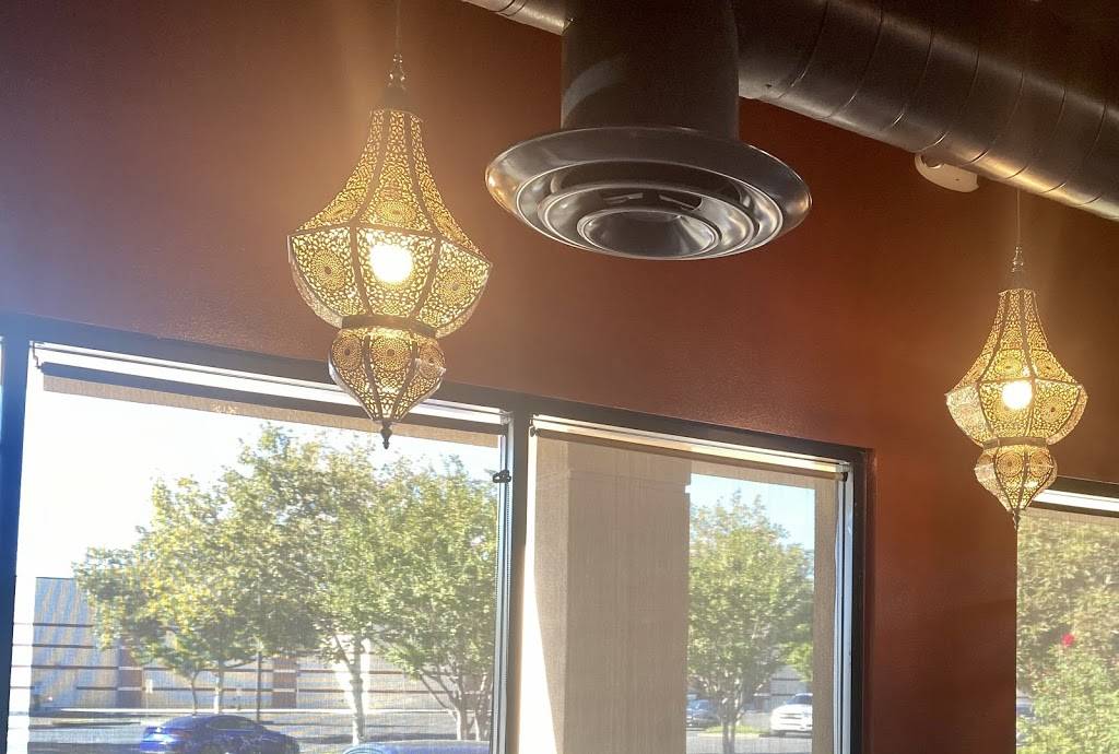 Wing Mahal | restaurant | 1115 E Bidwell St Unit 124, Folsom, CA 95630, USA | 9169842000 OR +1 916-984-2000