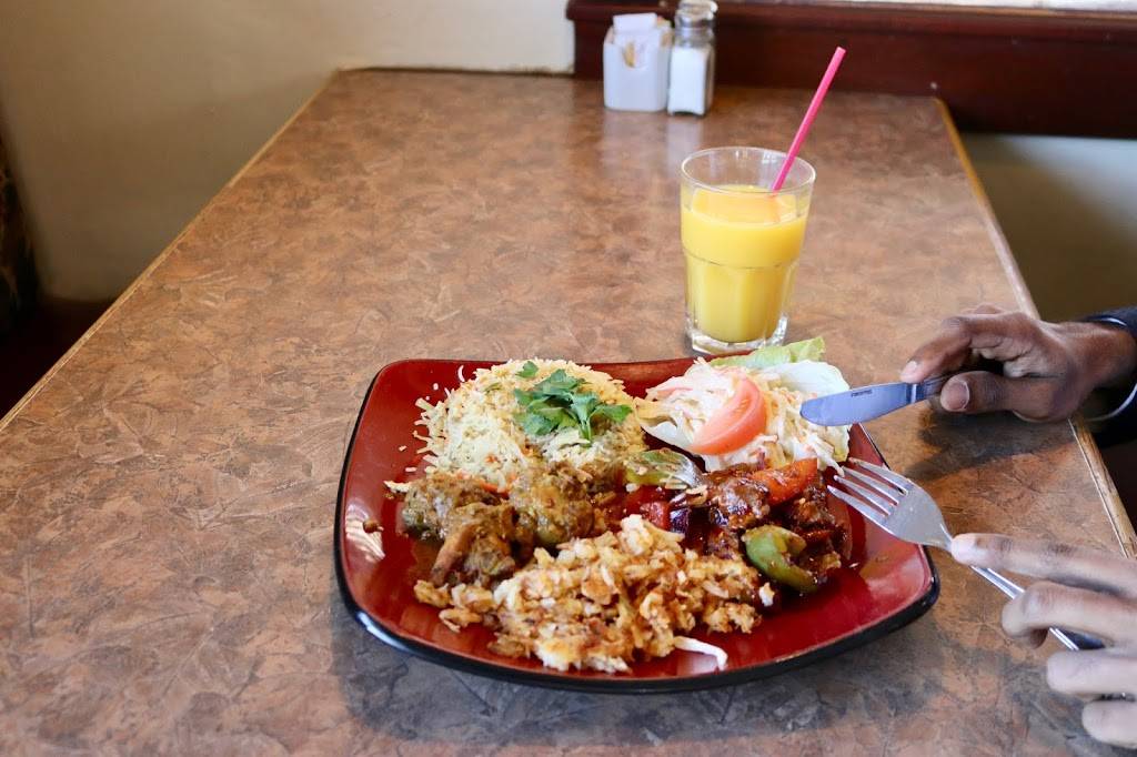 Paris Country Grill & Wine | restaurant | 30 Paris Rd, Paris, ON N3L 3H8, Canada | 5194426222 OR +1 519-442-6222