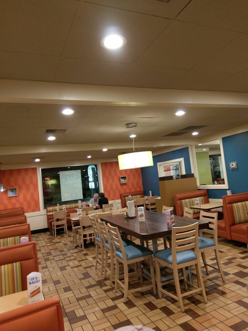 Captain Ds | restaurant | 1800 Opelika Rd, Auburn, AL 36830, USA | 3348213507 OR +1 334-821-3507