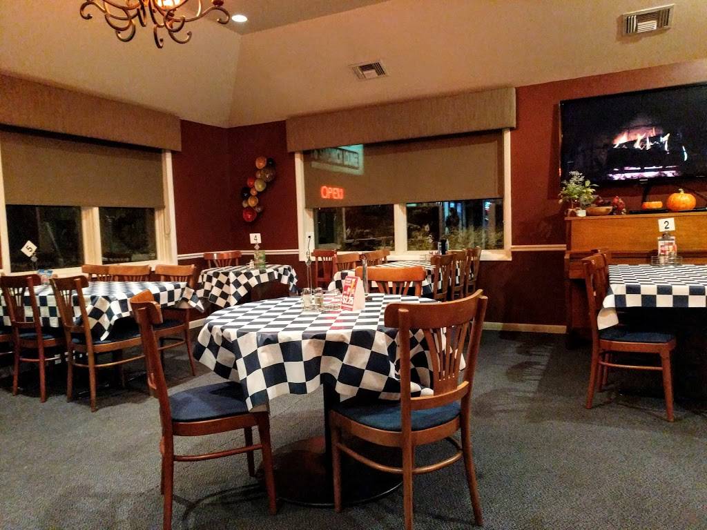 BB Jacks Pizza and Sandwich Lounge | restaurant | 900 Golf Club Rd, Wausau, WI 54403, USA | 7156752460 OR +1 715-675-2460