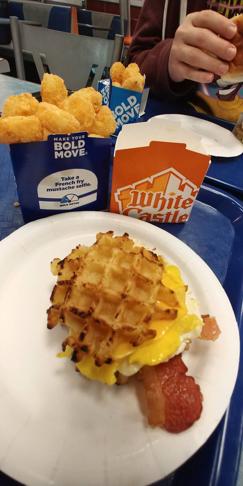 White Castle | restaurant | 2253 N State St, Greenfield, IN 46140, USA | 3174670865 OR +1 317-467-0865