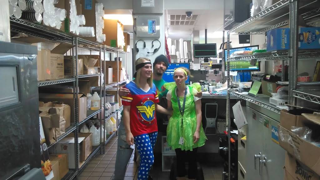 Sonic Drive-In | restaurant | 820 North Hill St, Tatum, TX 75691, USA | 9039472668 OR +1 903-947-2668