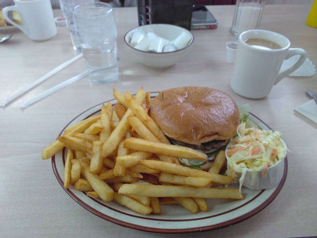 Ham Center Restaurant | restaurant | 28809 Van Dyke Ave, Warren, MI 48093, USA | 5867512211 OR +1 586-751-2211