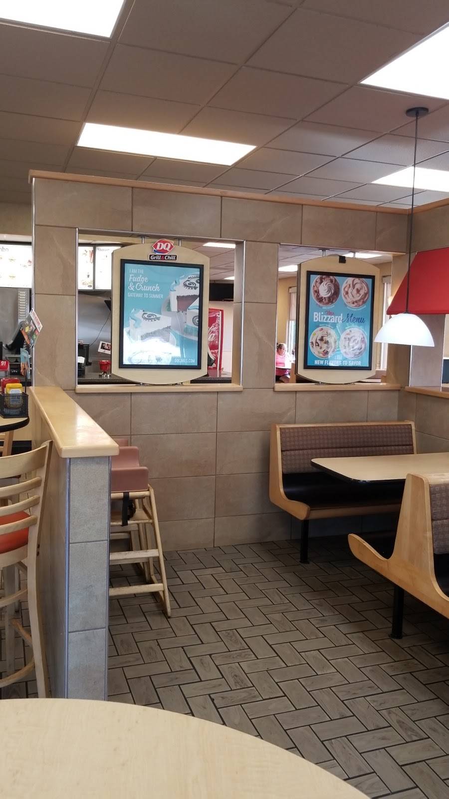 Dairy Queen | restaurant | 648 State St, New Albany, IN 47150, USA | 8129440247 OR +1 812-944-0247