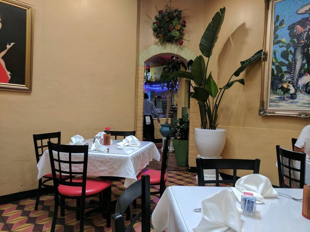 Soluna | restaurant | 7959 Broadway Street St #204, San Antonio, TX 78209, USA | 2109308070 OR +1 210-930-8070