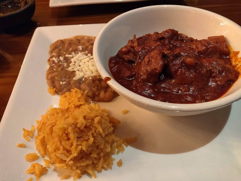 Leticias Cocina & Cantina | restaurant | 4949 N Rancho Dr, Las Vegas, NV 89130, USA | 7026584900 OR +1 702-658-4900