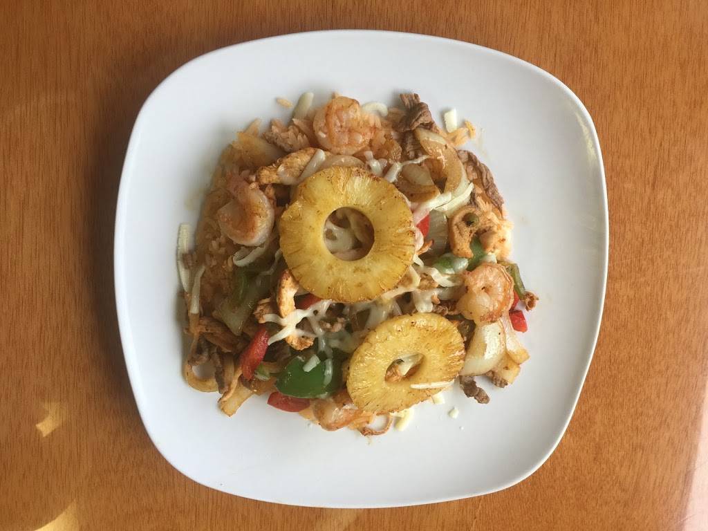 Dos Hermanos Mexican restaurant | restaurant | 323 W Washington St, Nashville, NC 27856, USA | 2524592600 OR +1 252-459-2600