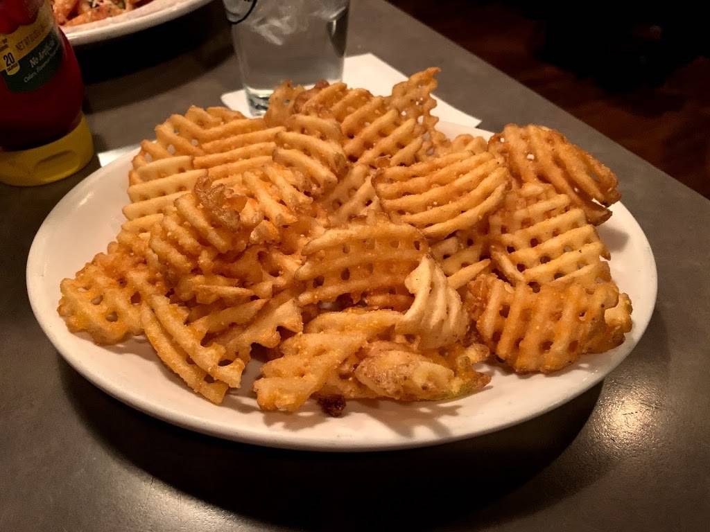 Tellers Gallery & Bar | restaurant | 820 E Broadway, Columbia, MO 65201, USA | 5734418355 OR +1 573-441-8355