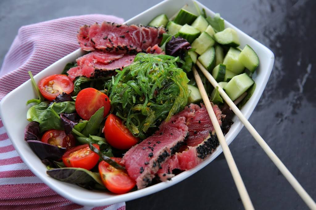 Revolution Golf and Grille | restaurant | 1430 High St suite 706, Williamsburg, VA 23185, USA | 7576454711 OR +1 757-645-4711