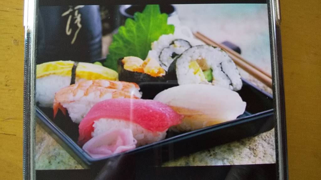 Sushi Surf Shack | restaurant | 1501 Salado Dr, Mountain View, CA 94043, USA | 8582302665 OR +1 858-230-2665