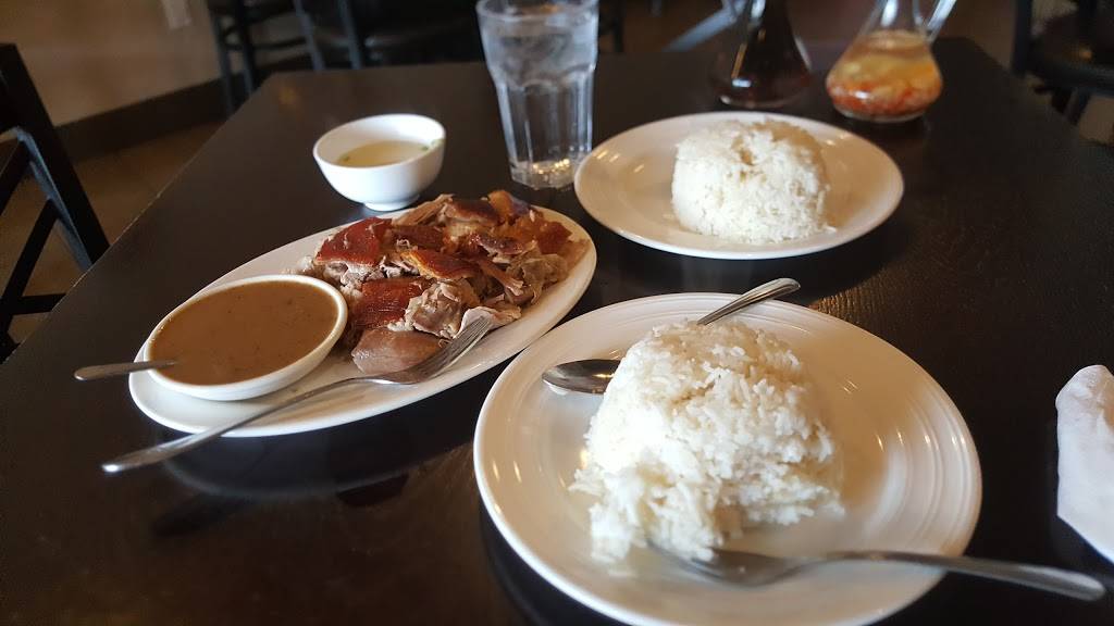 Bellas Lechon scarborough | restaurant | 1145 Morningside Ave #17&18, Scarborough, ON M1B 0A7, Canada | 4162823288 OR +1 416-282-3288