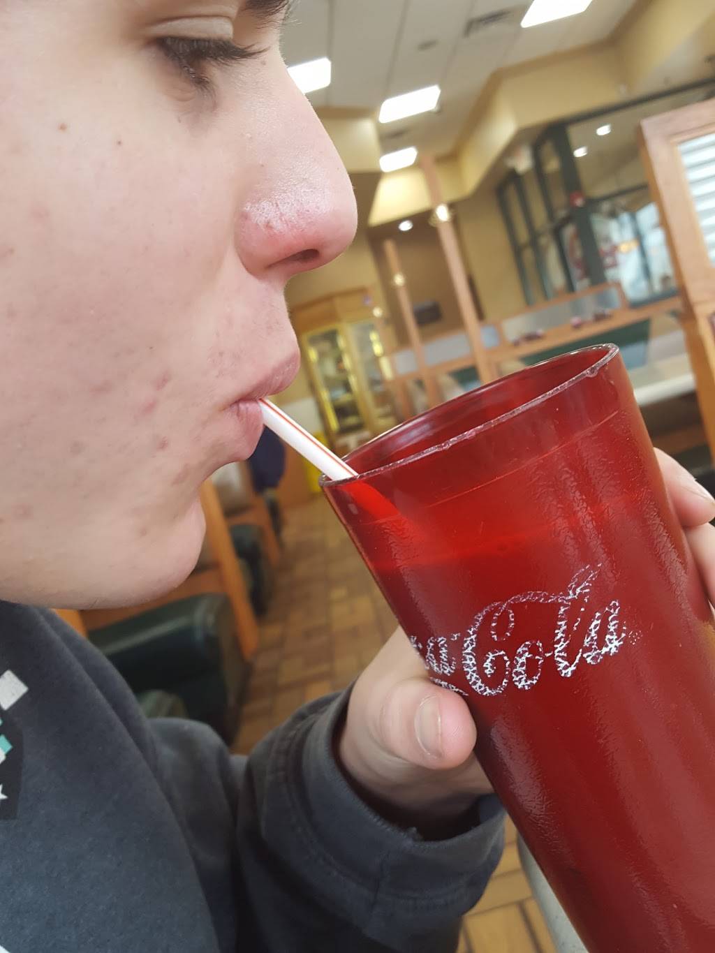 Leos Coney Island | restaurant | Genoa Township, 4380 Grand River Ave, Howell, MI 48843, USA | 5175489480 OR +1 517-548-9480