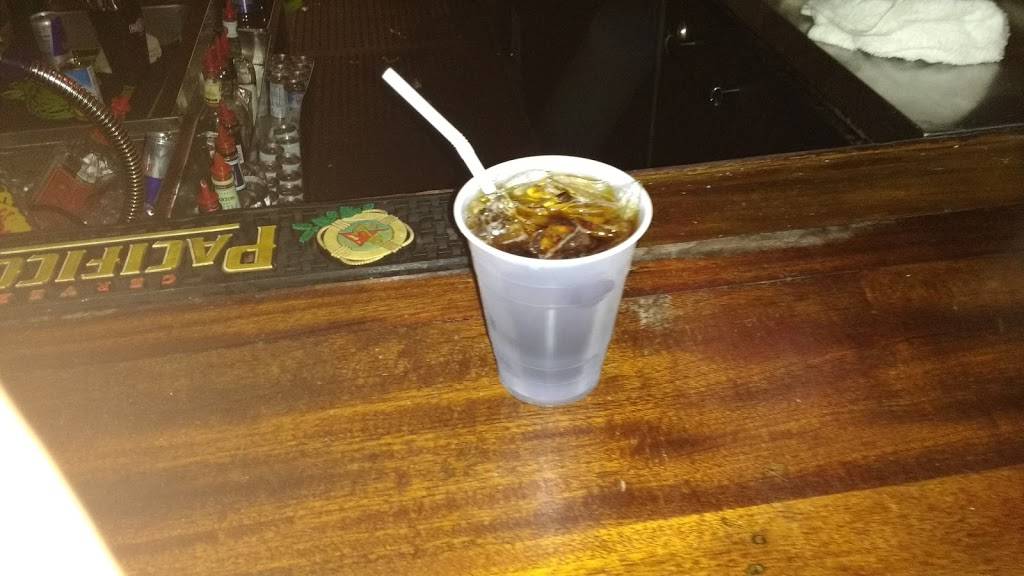 Frizzys Bar & Grill | restaurant | 140 Allen St, Buffalo, NY 14201, USA | 7168835077 OR +1 716-883-5077