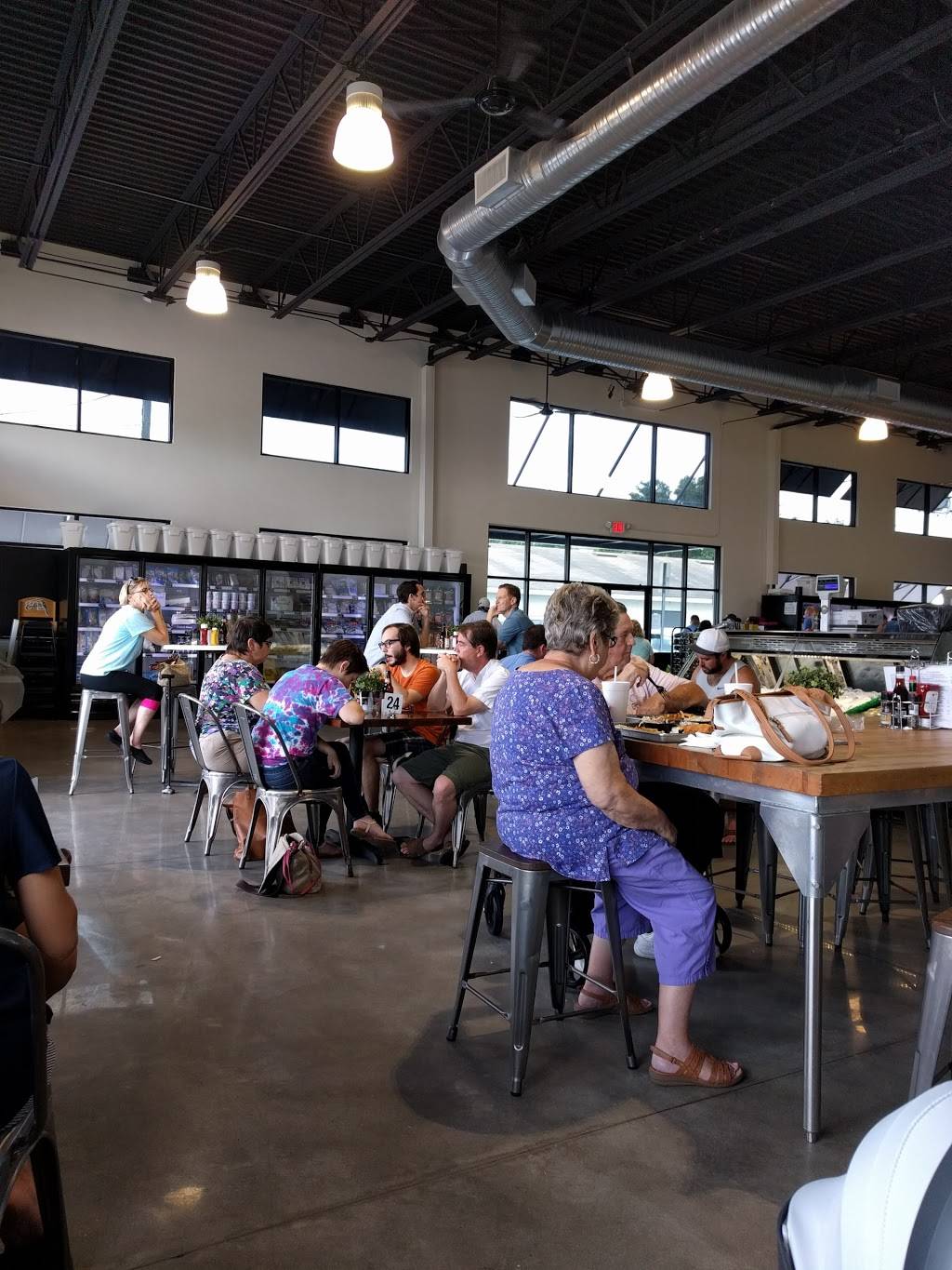 Lombardis Seafood | restaurant | 1888 W Fairbanks Ave, Winter Park, FL 32789, USA | 4076283474 OR +1 407-628-3474