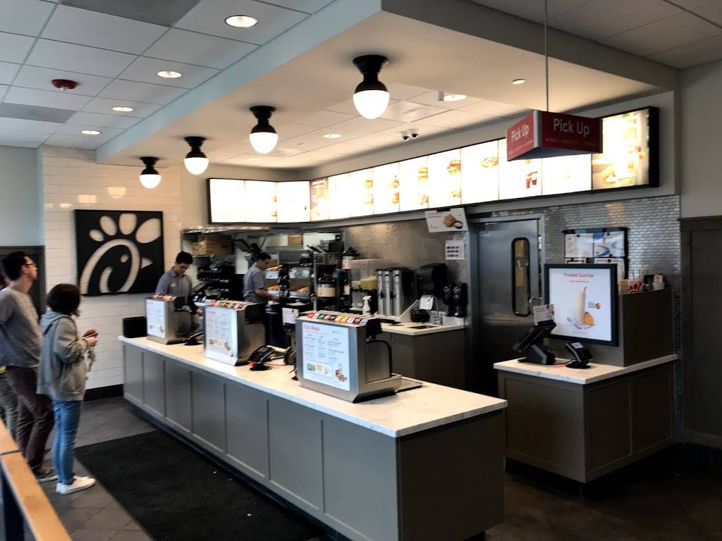 Chick-fil-A | restaurant | 36 Apex Dr, Marlborough, MA 01752, USA | 5082510402 OR +1 508-251-0402