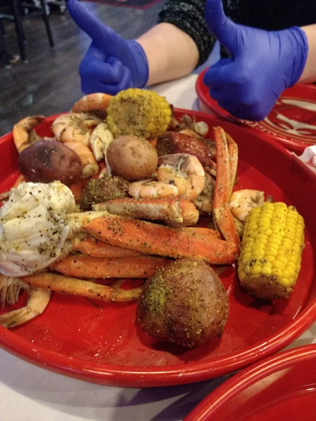 Shell Shack | restaurant | 7918 S Broadway Ave, Tyler, TX 75703, USA | 9032018601 OR +1 903-201-8601