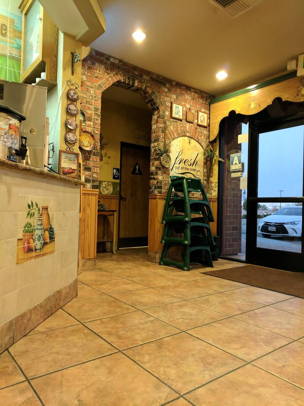 Farmer Boys | restaurant | 4920 Gosford Rd, Bakersfield, CA 93313, USA | 6616548300 OR +1 661-654-8300