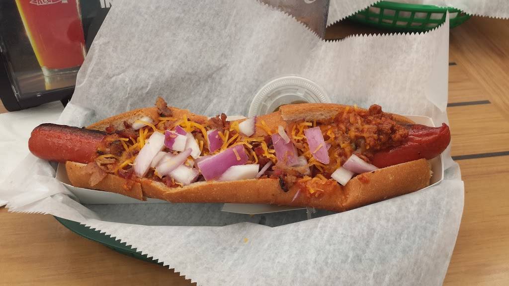 Long Doggers Cocoa Beach | restaurant | 350 W Cocoa Beach Causeway, Cocoa Beach, FL 32931, USA | 3216130002 OR +1 321-613-0002