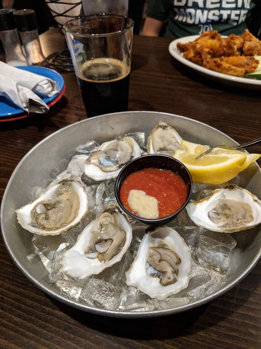 Novatos Bar and Grill | restaurant | 218 Dedham St, Norfolk, MA 02056, USA | 5083845122 OR +1 508-384-5122