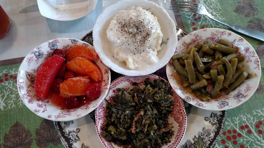 Sweet Taters | restaurant | 102 10th St NW, Conover, NC 28613, USA | 8284695177 OR +1 828-469-5177