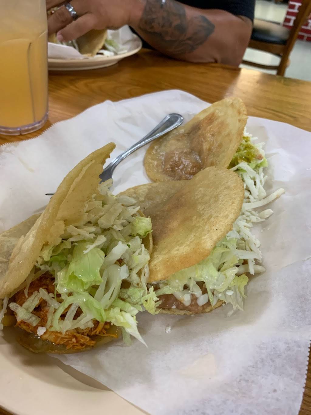 El Mercadito de Memphis | restaurant | 3766 Ridgeway Rd, Memphis, TN 38115, USA | 9016008000 OR +1 901-600-8000