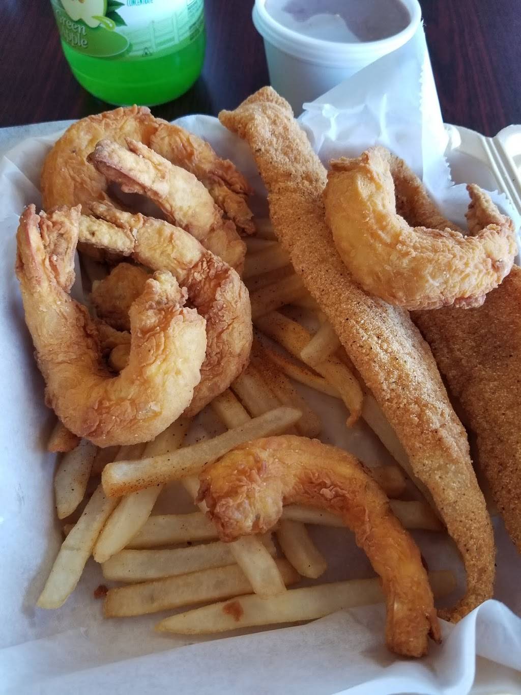 Sams Southern Eatery | restaurant | 801 W 70th St, Shreveport, LA 71106, USA | 3186707285 OR +1 318-670-7285