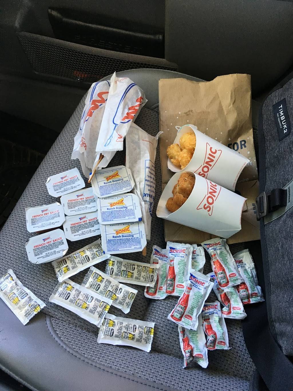 Sonic Drive-In | restaurant | 7380 NE Butler St, Hillsboro, OR 97124, USA | 5036480150 OR +1 503-648-0150