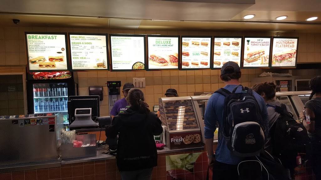 Subway Restaurants | restaurant | 7050 Friendship Rd, Baltimore, MD 21240, USA | 4108504040 OR +1 410-850-4040