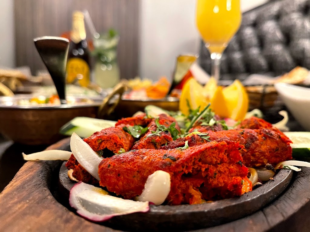 India House Restaurant - Chicago | restaurant | 59 W Grand Ave, Chicago, IL 60654, USA | 3126459500 OR +1 312-645-9500