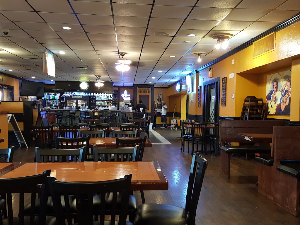 La Cantina Mexican Restaurant | restaurant | 3134 NW Cache Rd, Lawton, OK 73505, USA | 5806997272 OR +1 580-699-7272