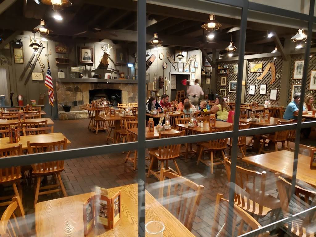 Cracker Barrel Old Country Store | restaurant | 796 Business Park Dr, Prattville, AL 36066, USA | 3343659600 OR +1 334-365-9600